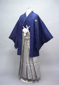 成人式紋付き袴・紺の紋服